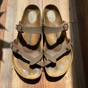 Ladies Birkenstock sandals - Size 9